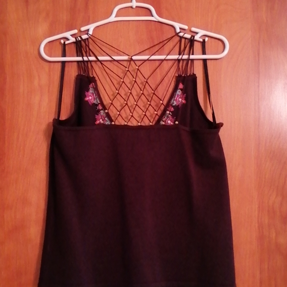 Fun top 😊 - Picture 3 of 5